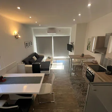 Apartment Marija Tisno